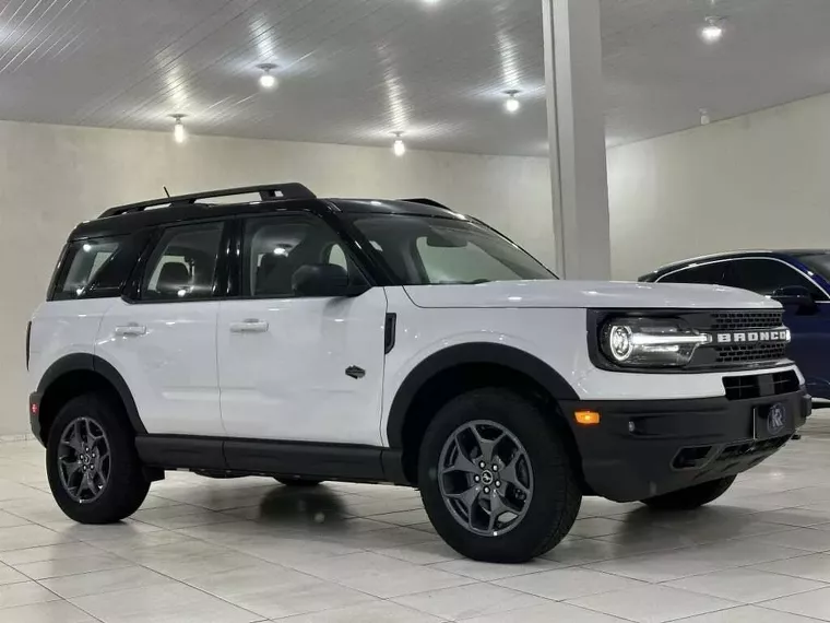 Ford Bronco Sport Branco 2