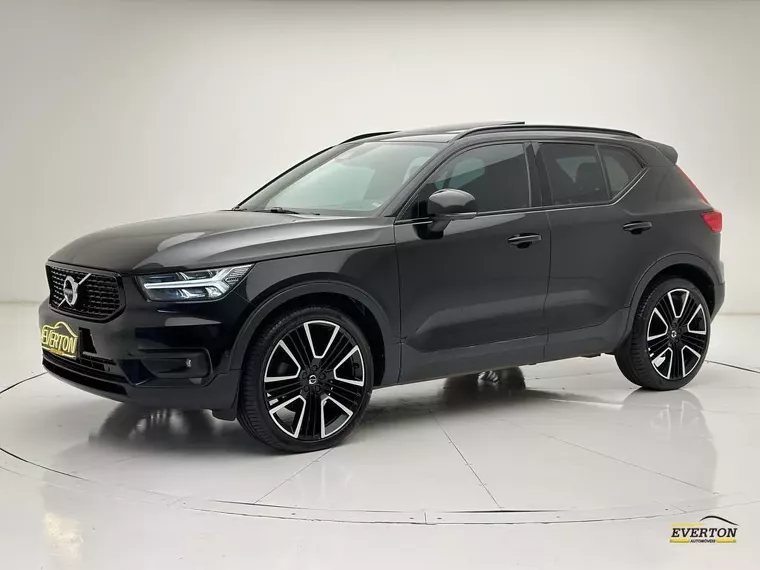 Volvo XC40 Preto 12