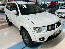 Mitsubishi Pajero Dakar