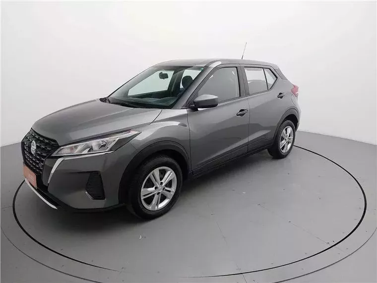 Nissan Kicks Cinza 3