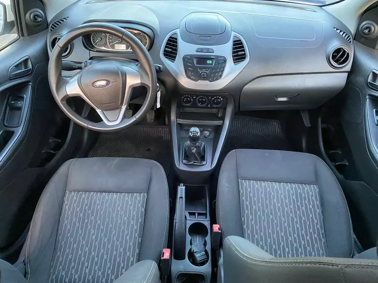 Ford KA Branco 5