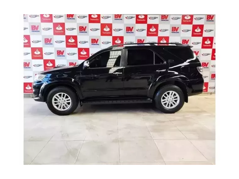 Toyota Hilux SW4 Preto 2