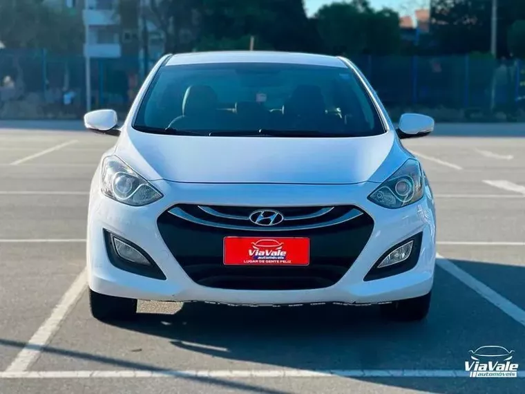 Hyundai I30 Branco 12