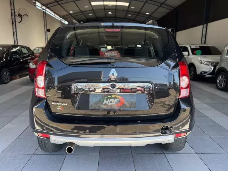 Renault Duster Preto 7