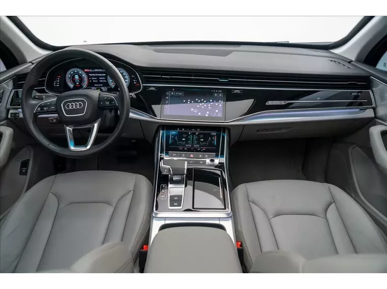 Audi Q7 Branco 15