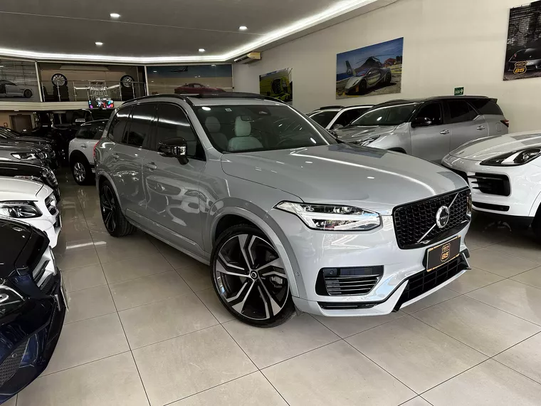 Volvo XC90 Cinza 1