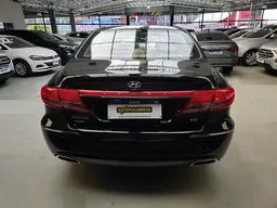 Hyundai Azera