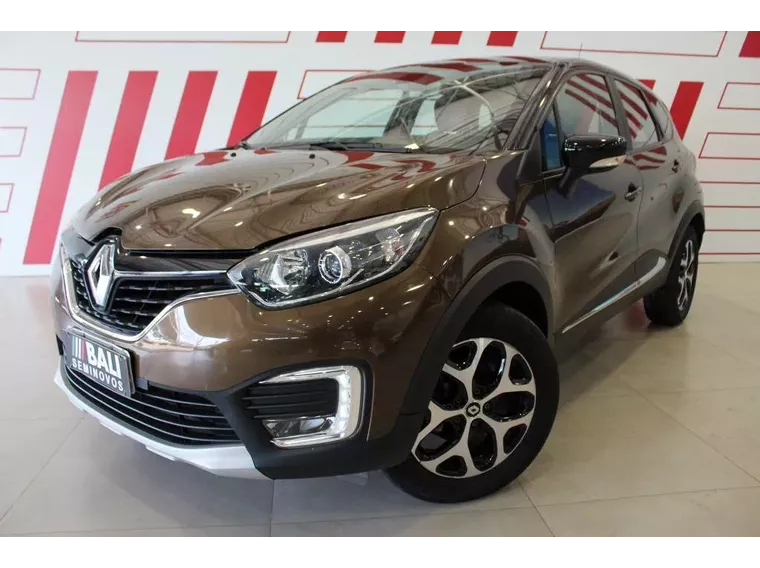 Renault Captur Marrom 1