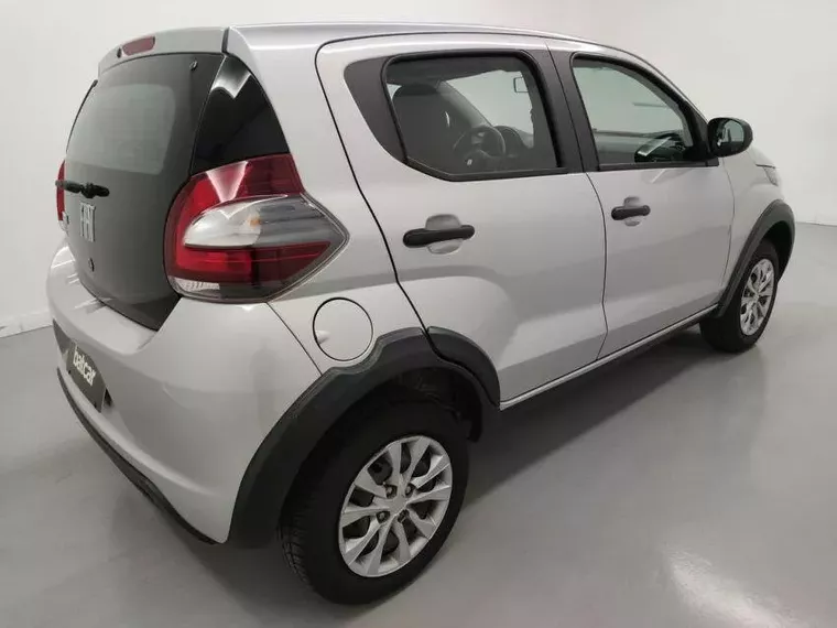 Fiat Mobi Prata 12