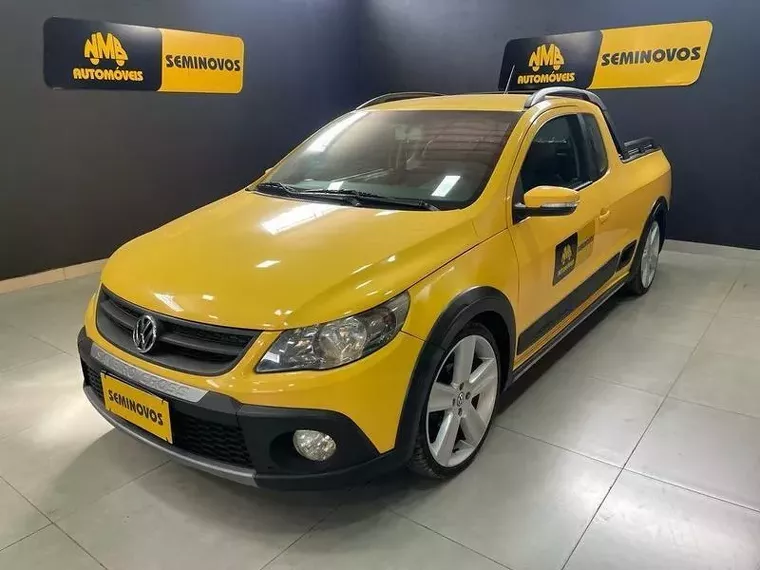 Volkswagen Saveiro Amarelo 7