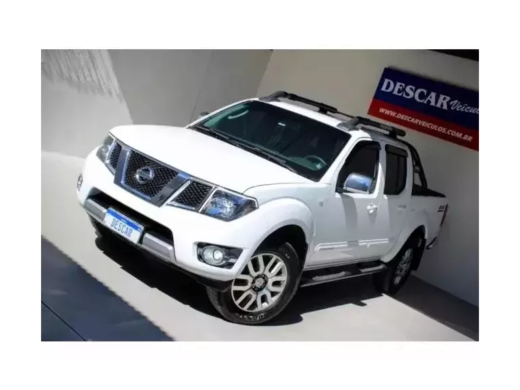 Nissan Frontier Branco 4