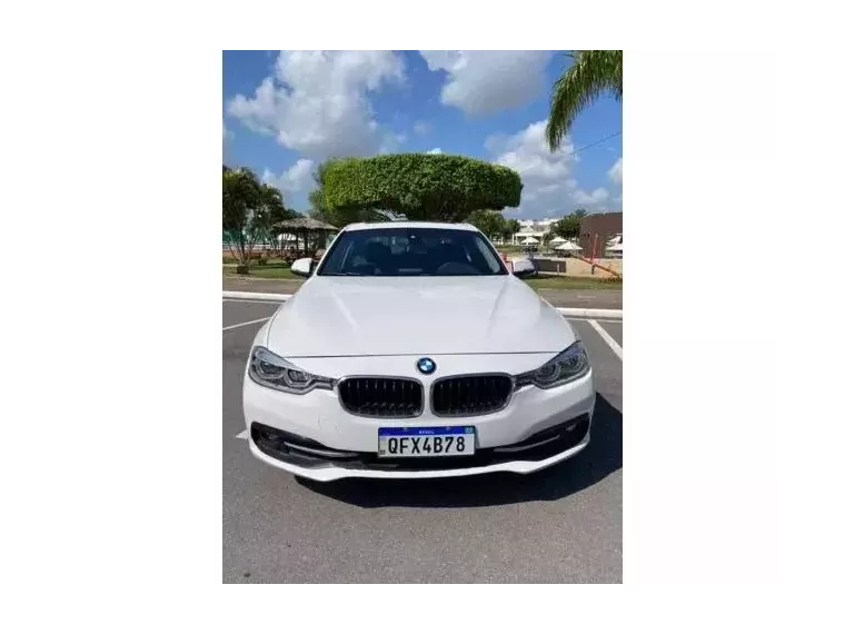 BMW 320i Branco 3