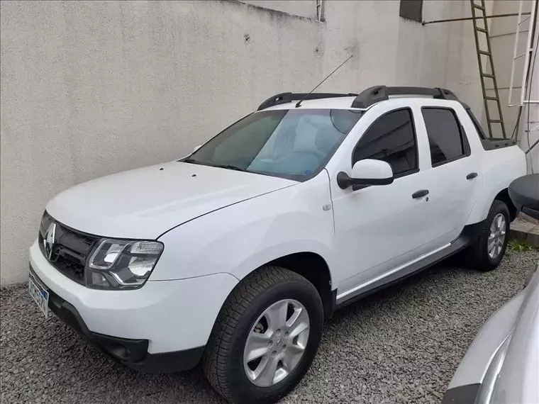 Renault Duster Oroch Branco 7