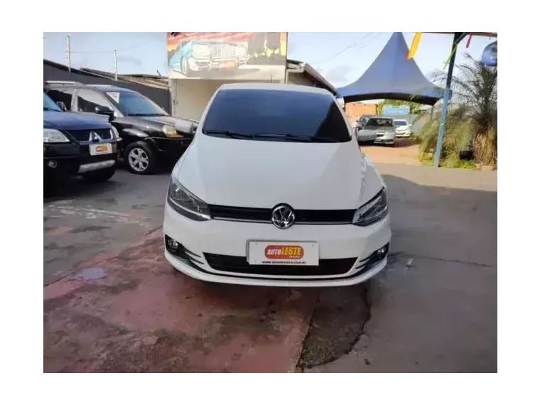 Volkswagen Fox Branco 4