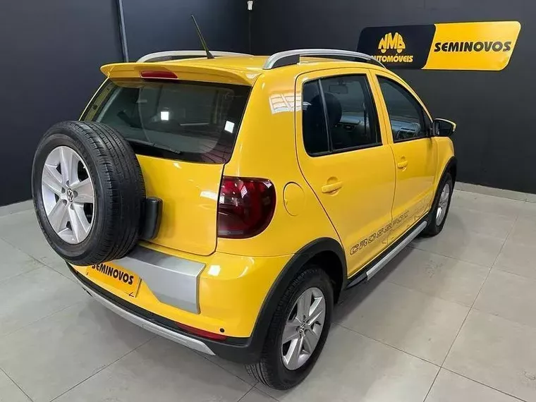 Volkswagen Crossfox Amarelo 2