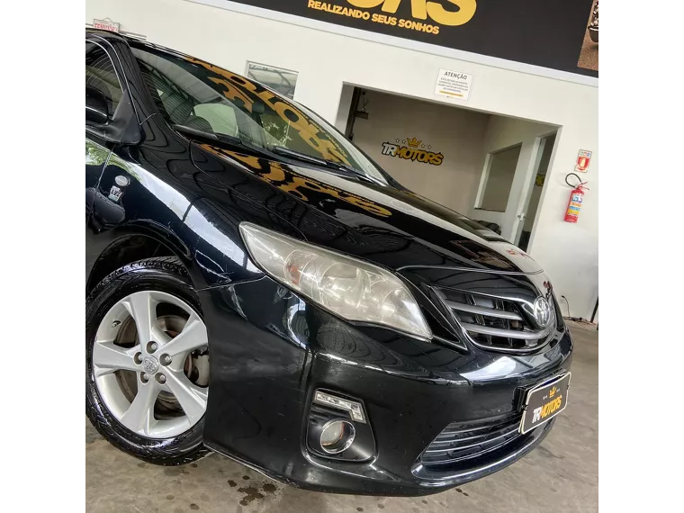 Toyota Corolla Preto 12