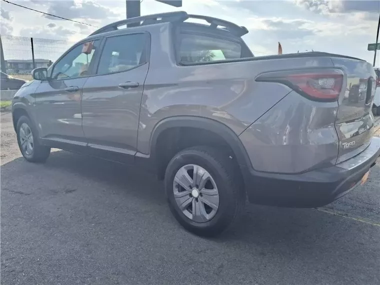 Fiat Toro Cinza 5