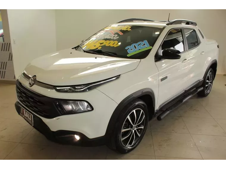 Fiat Toro Branco 10