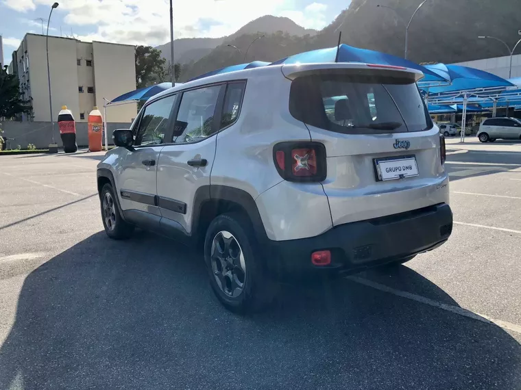 Jeep Renegade Prata 9