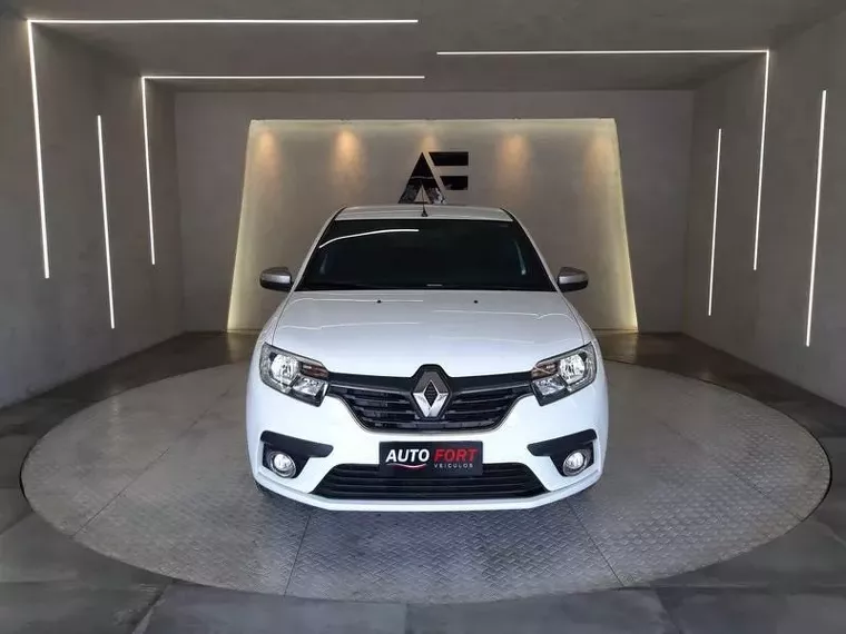 Renault Sandero Branco 10