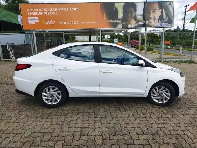 Hyundai HB20S Branco 2