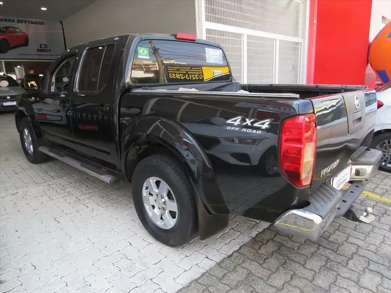 Nissan Frontier Preto 9