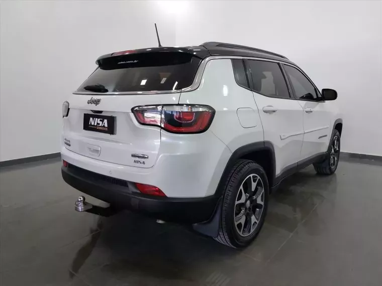 Jeep Compass Branco 10