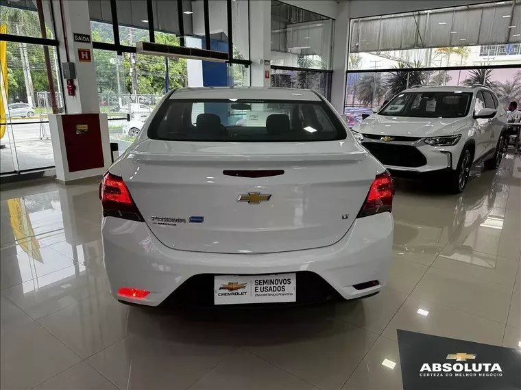 Chevrolet Prisma Branco 9