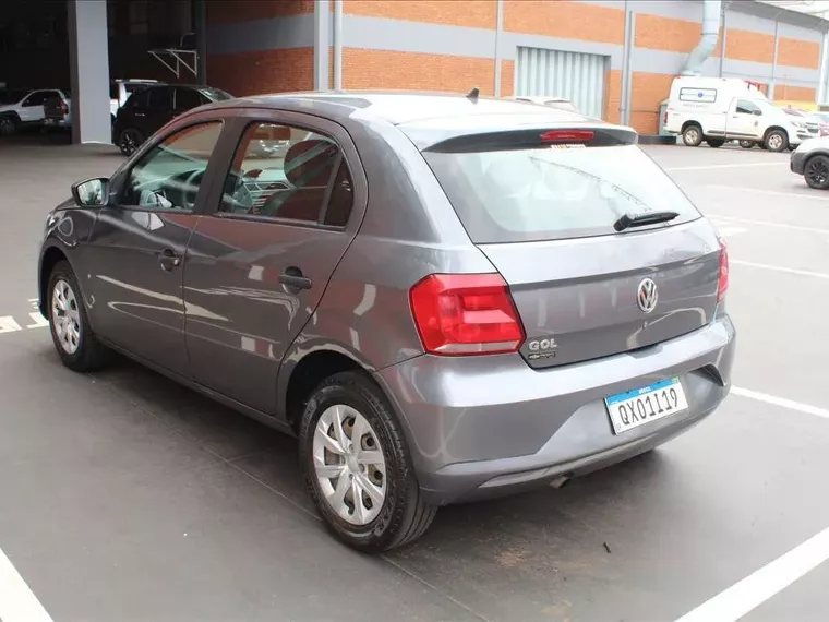 Volkswagen Gol Cinza 8