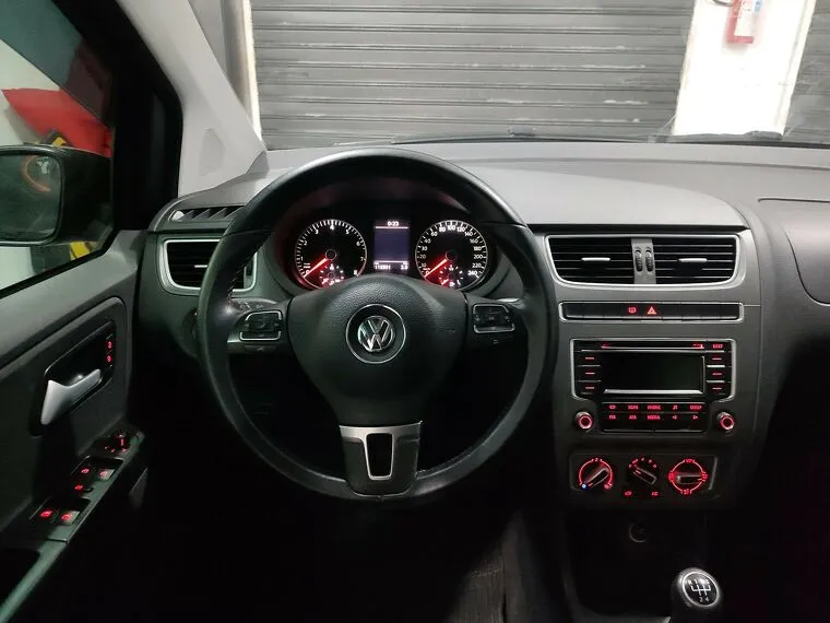 Volkswagen Spacefox Preto 7