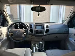 Toyota Hilux SW4