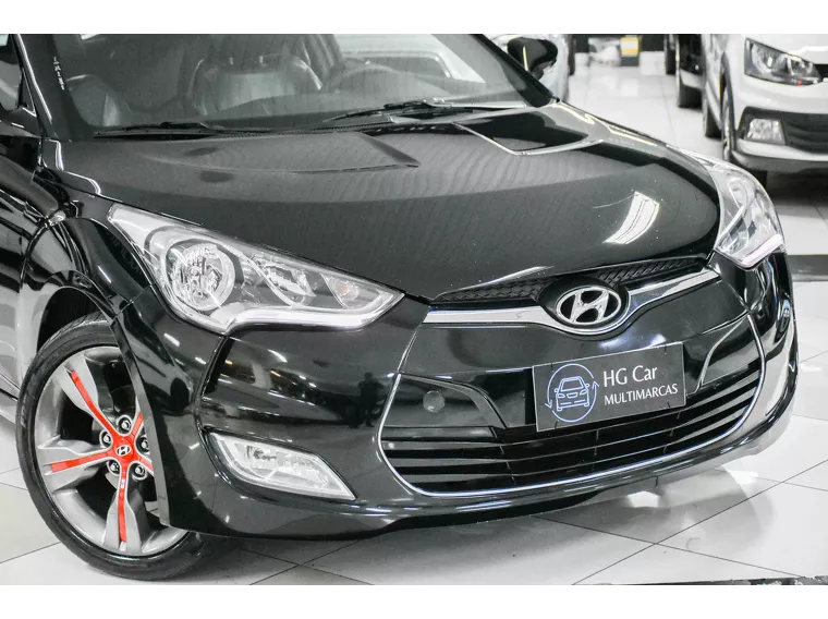 Hyundai Veloster Preto 17