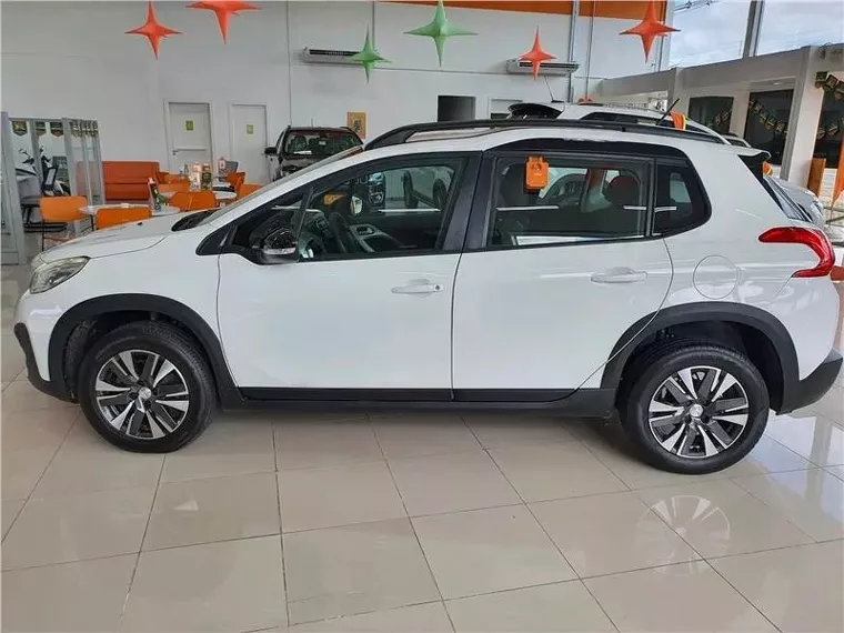 Peugeot 2008 Branco 9