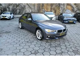 BMW 328i