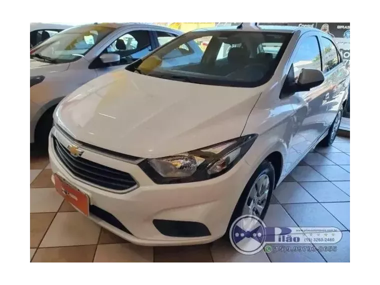 Chevrolet Onix Branco 5