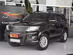 Toyota Hilux SW4