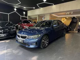 BMW 320i