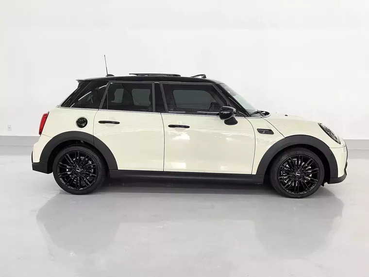 Mini Cooper Branco 18