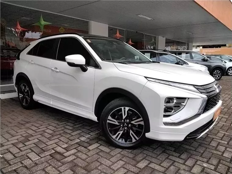 Mitsubishi Eclipse Cross Branco 2