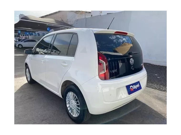 Volkswagen UP Branco 1