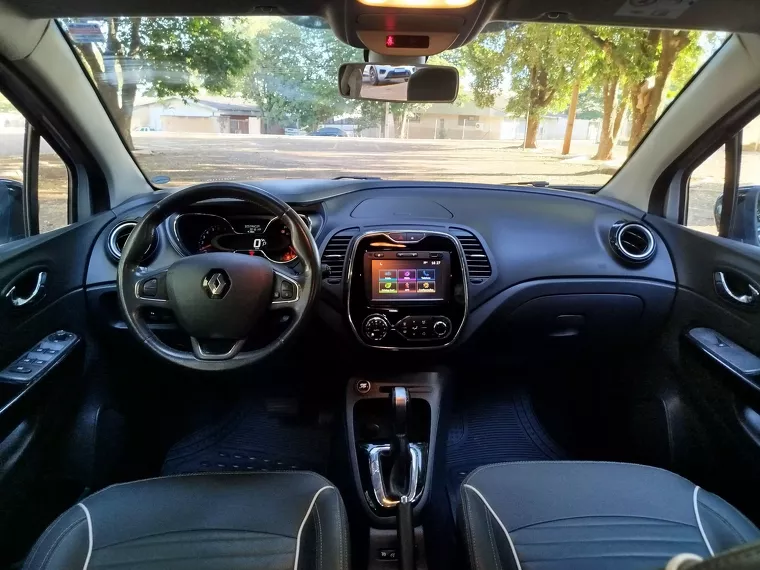 Renault Captur Prata 9