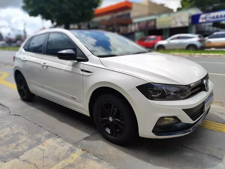 Volkswagen Polo Hatch Branco 5