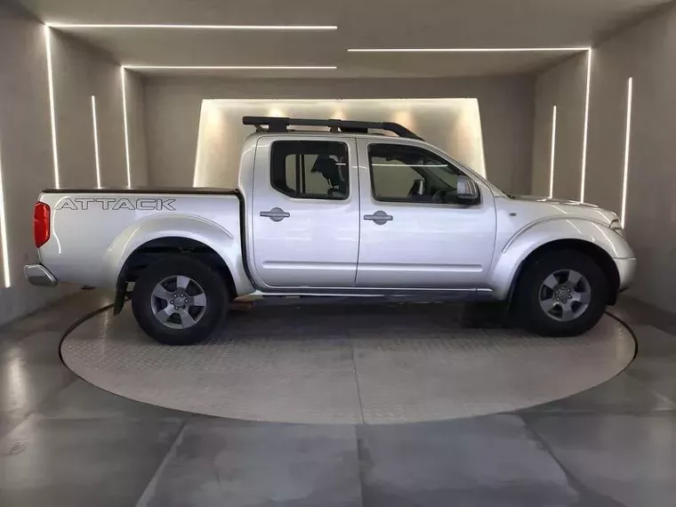 Nissan Frontier Prata 4