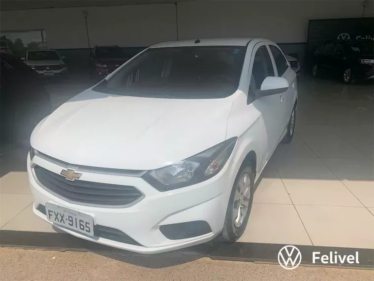 Chevrolet Onix Branco 5