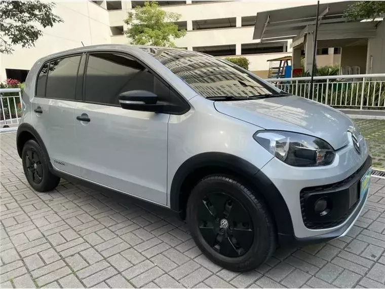 Volkswagen UP Prata 5