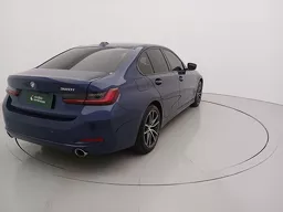 BMW 320i