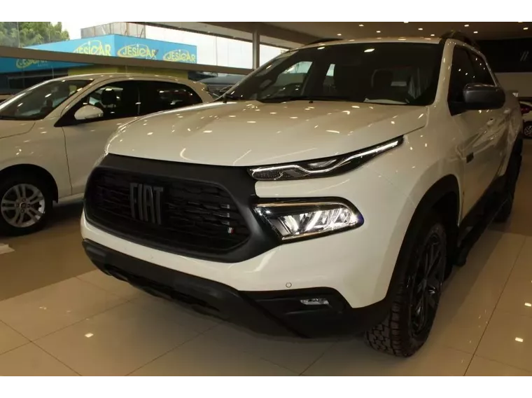 Fiat Toro Branco 9