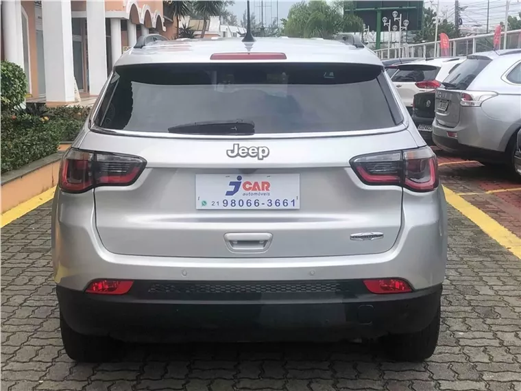 Jeep Compass Prata 10