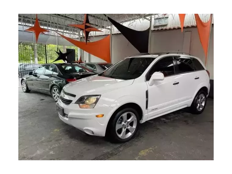 Chevrolet Captiva Branco 10