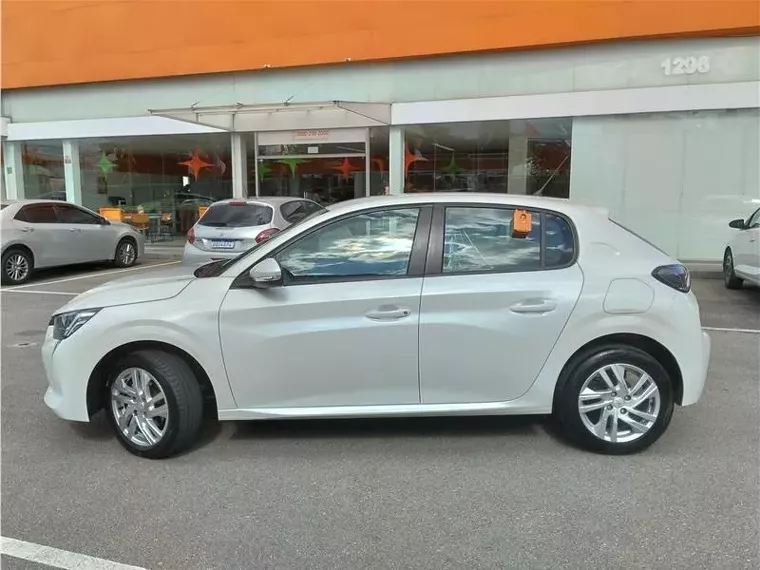 Peugeot 208 Branco 6